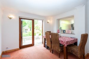 Dining Room- click for photo gallery